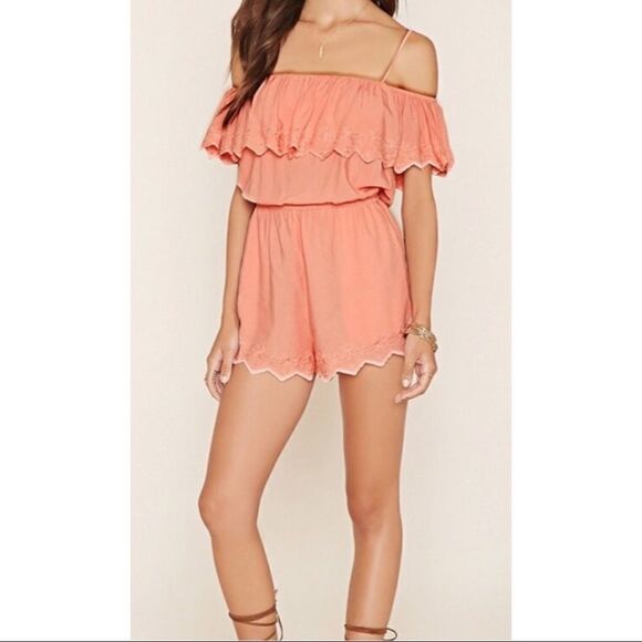 ✨ Embroidery Open-Shoulder Romper ✨ - Picture 3 of 3